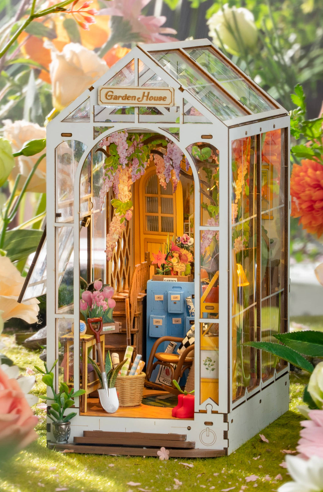 DIY Miniature House Book Nook Kit: Garden House