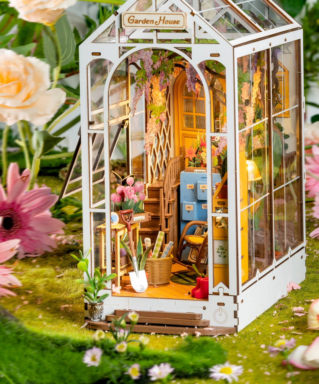 DIY Miniature House Book Nook Kit: Garden House