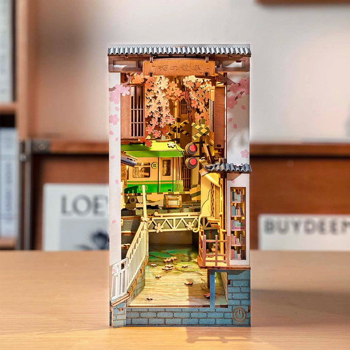 Rolife Book Nook Shelf Insert - Sakura Densya